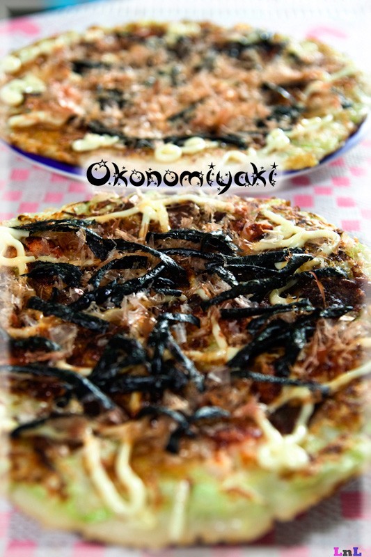 Món bánh xèo Nhật Bản nổi tiếng có tên gọi là Okonomiyaki.